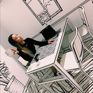 Meet your Posher, Michelle